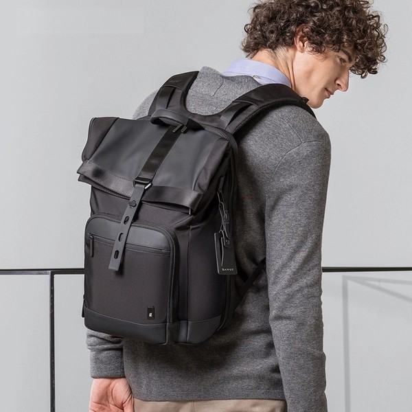 Balo MacBook - Giải Pháp Hoàn Hảo Cho Người Dùng Công Nghệ Hiện Đại Tối Ưu Hóa Việc Di Chuyển và Bảo Vệ Thiết Bị Cao Cấp